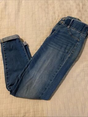 Women's high rise size 10 Jeans